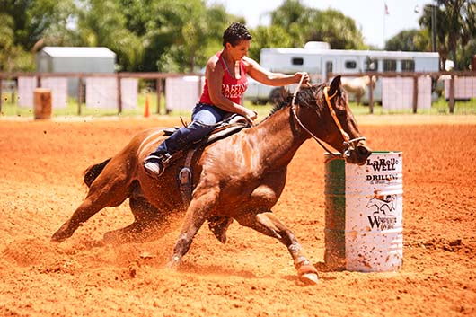 image shows Candice Jolly riding Drifter the 2023 1D Champion